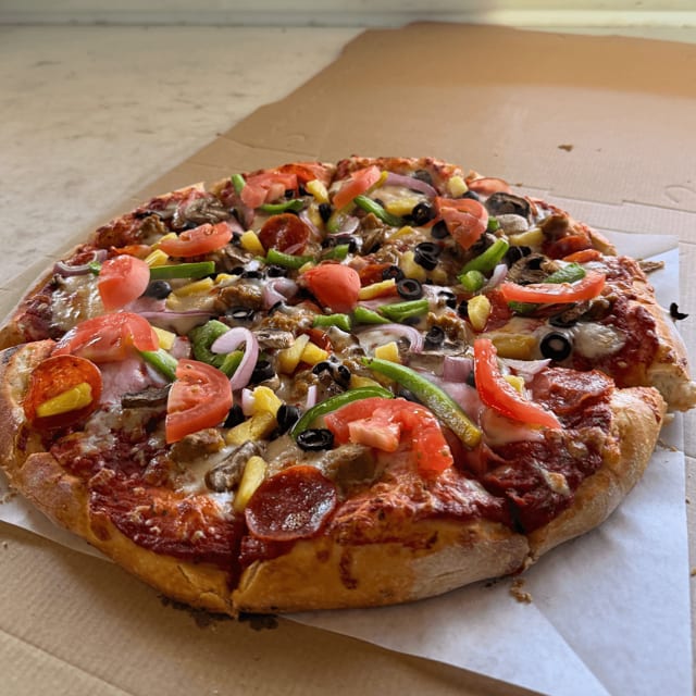 Super Combo Pizza (Small).